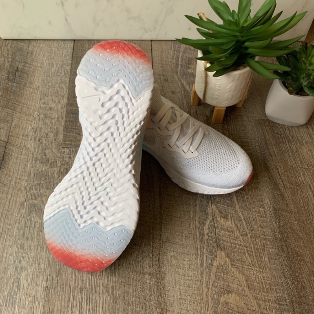 Nike Epic React Flyknit 2 Dare to Dream - Picture 9 of 9